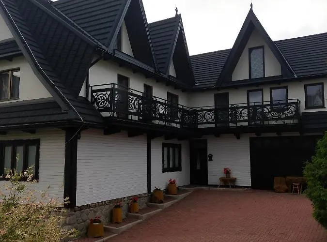 Sichlanski Zakatek בית הארחה 3*